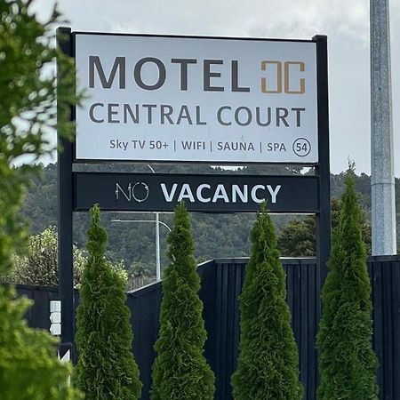 Central Court Motel Фангареи Экстерьер фото